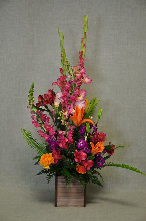 B1005 Asiatic Lilies & Mixed Flower