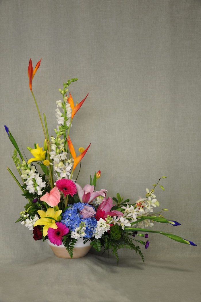 SY1003 Stylized Arrangement