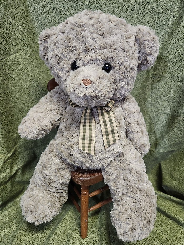BB1001 17\" Taupe Baxter Bear
