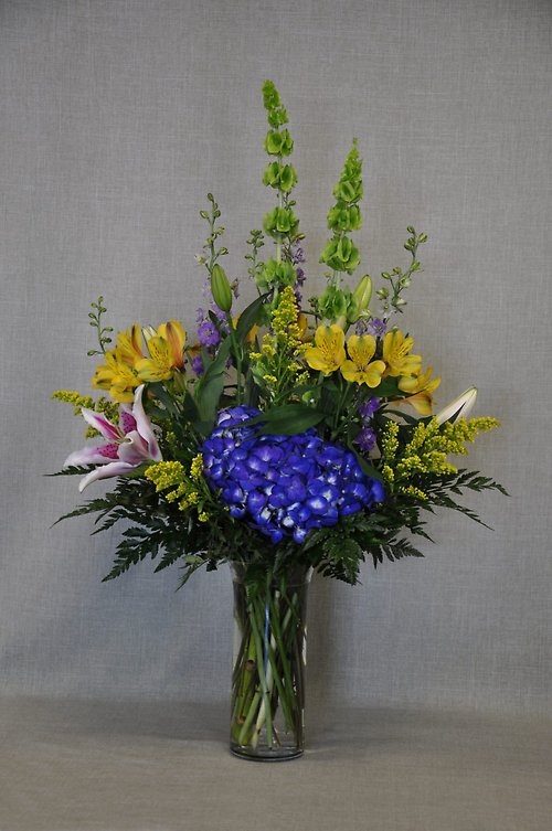 B1002 Hydrangea & Mixed Flowers